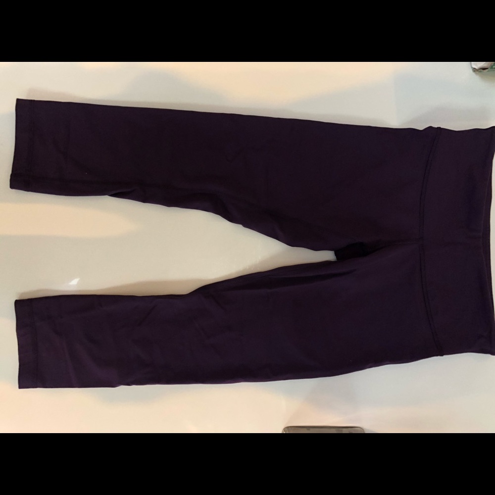 Lululemon leggings size 6!